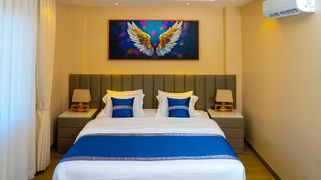 Luxurious bedroom at Abrish Hotel